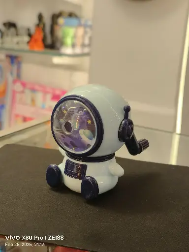 Space sharpner